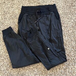 Lululemon Black Joggers Size 6